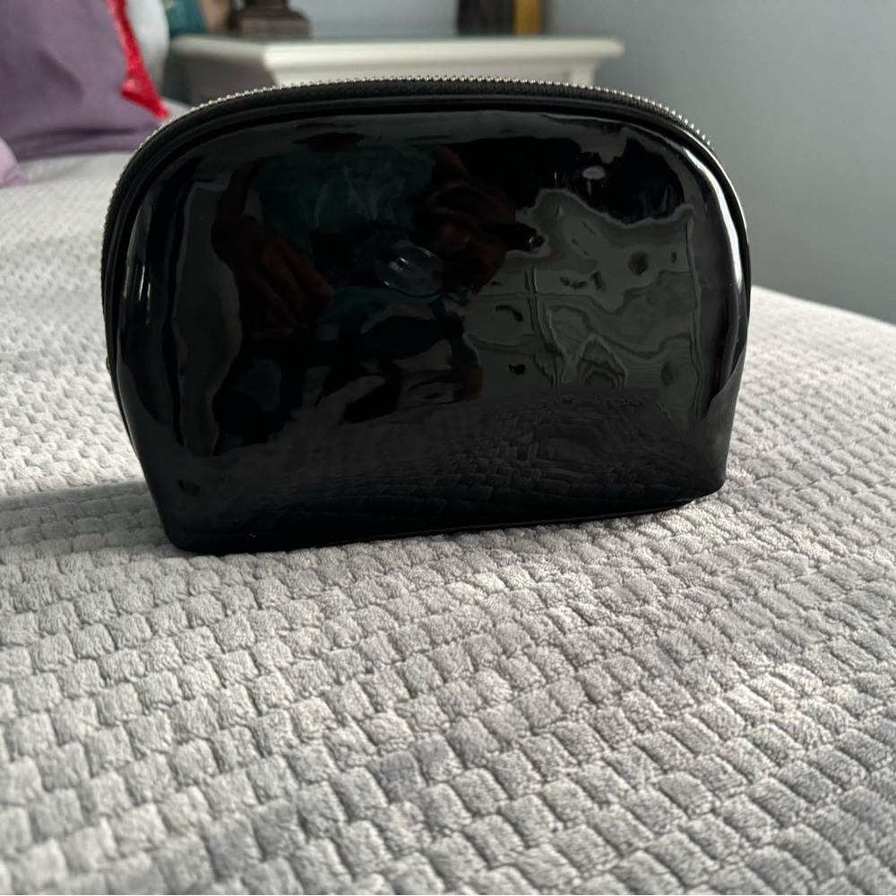 NWT Dolls Kill Patent Leather Cosmetic Bag - Picture 2 of 7